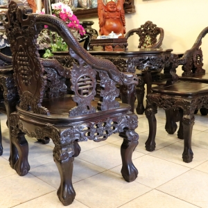 Bộ bàn ghế Minh Rồng tuyệt đỉnh của chạm khắc