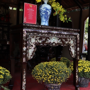 Nghi Thờ Cổ Khảm Ốc Xà Cừ - Đặc Biệt Quý Hiếm