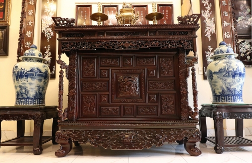 TỦ THỜ HUẾ ĐỤC CHẠM TỨ LINH { LONG - LÂN - QUY - PHỤNG }