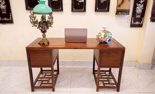 BÀN LÀM VIỆC GỖ CẨM LAI VIỆT NAM