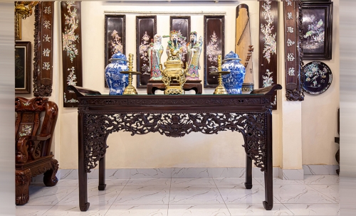 NGHI THỜ HUẾ GỖ TRẮC CHẠM TỨ LINH { LONG - LÂN - QUY - PHỤNG } 