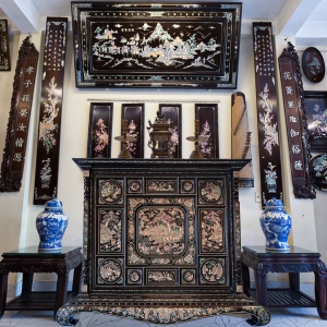 SIÊU PHẨM TỦ THỜ GỖ TRẮC - ĐỈNH CAO CỦA NGHỆ THUẬT KHẢM ỐC  { tích NHỊ THẬP TỨ HIẾU }