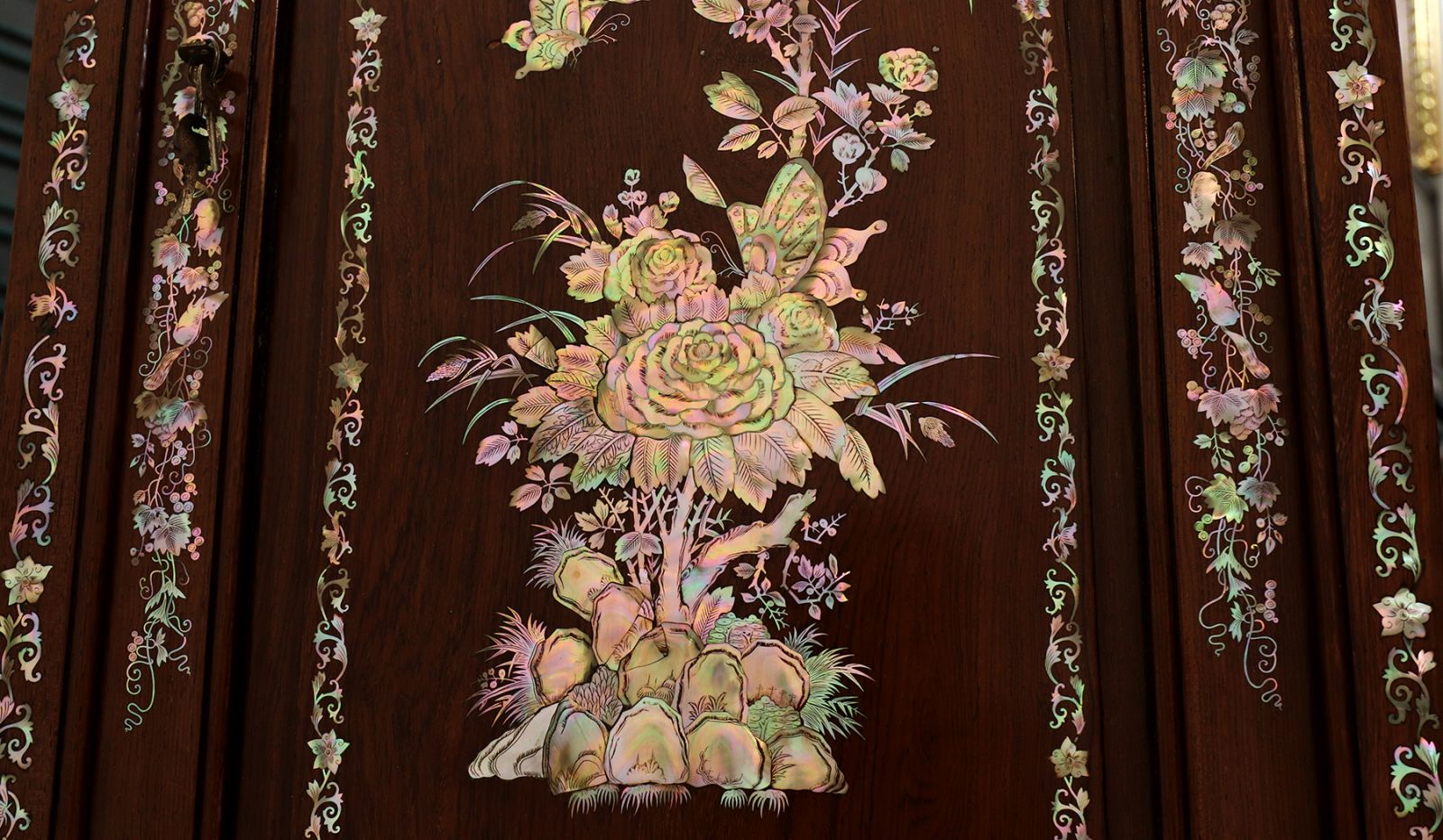 tủ thờ cổ