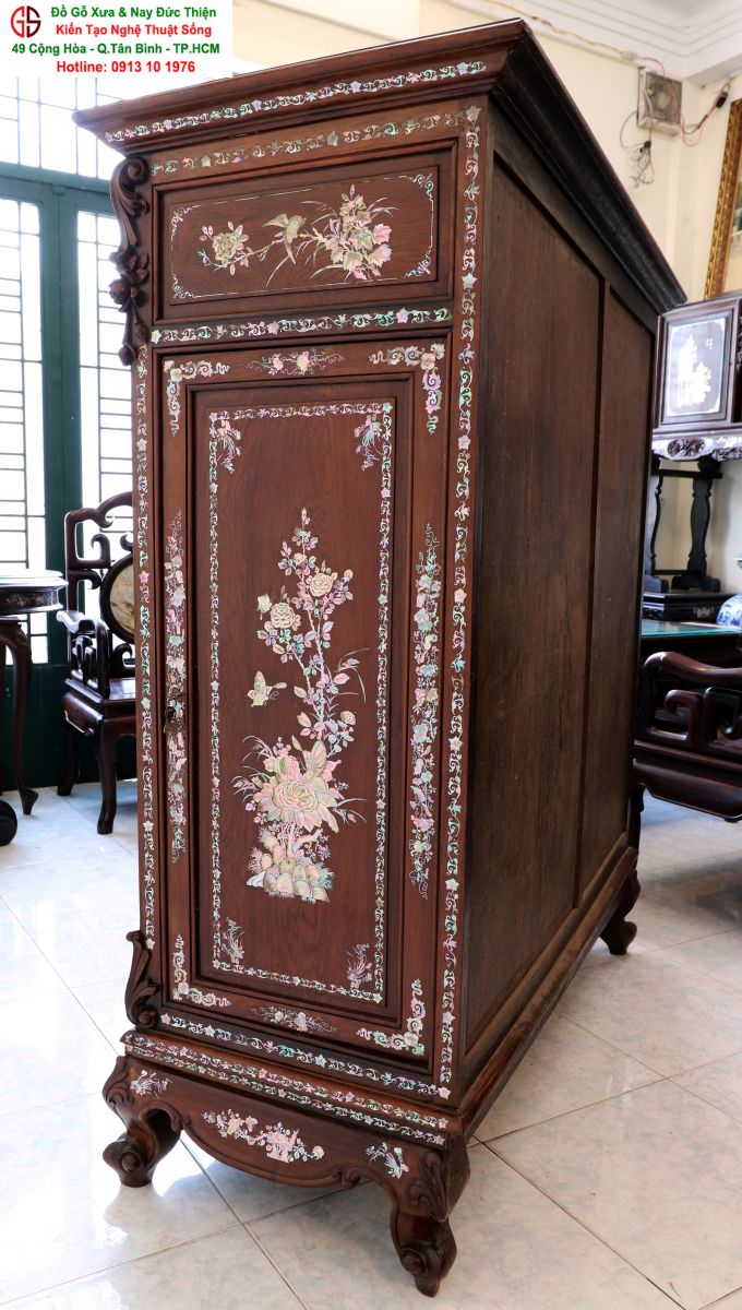 tủ thờ cổ xưa