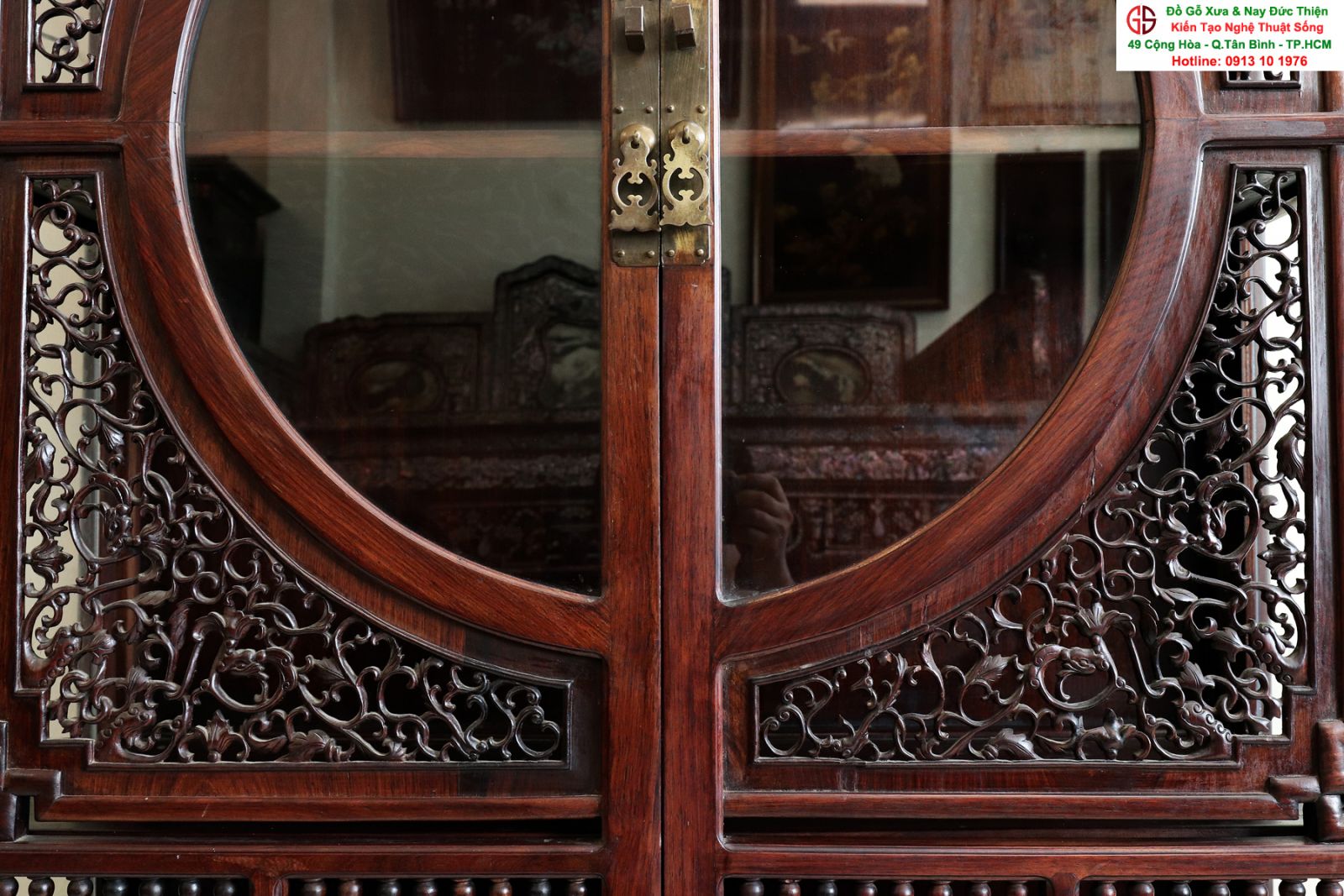 tủ sách chạm khắc gỗ gụ