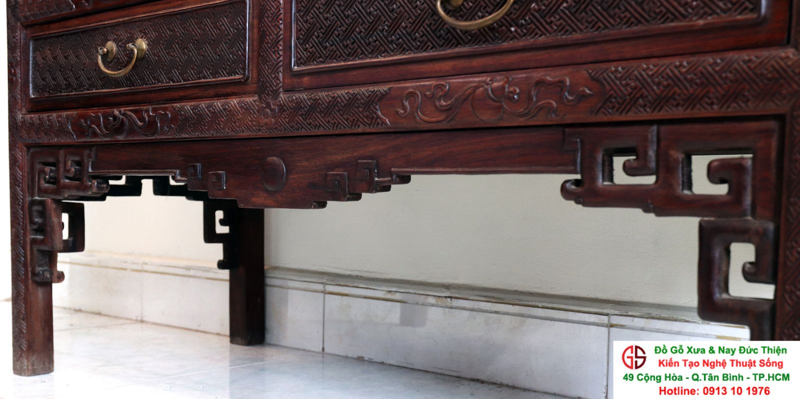 tủ sách gỗ tự nhiên