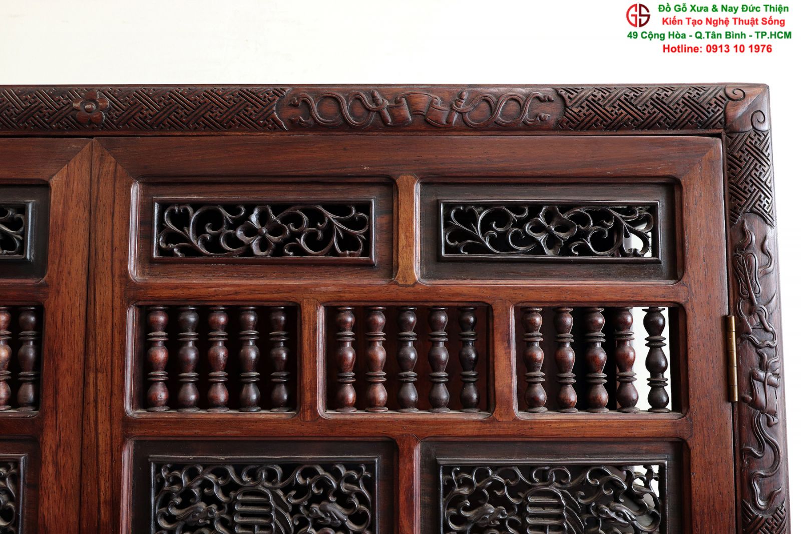 tủ sách chạm khắc gỗ gụ