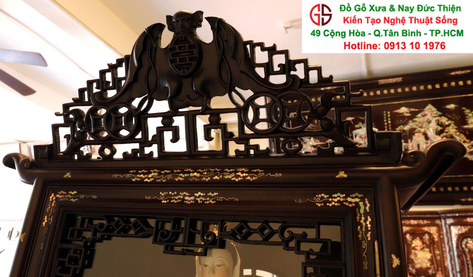 tủ bày đồ gỗ gụ khảm ốc đẹp